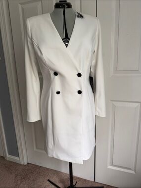 White House Black Market White Blazer with Black Buttons - Ecru